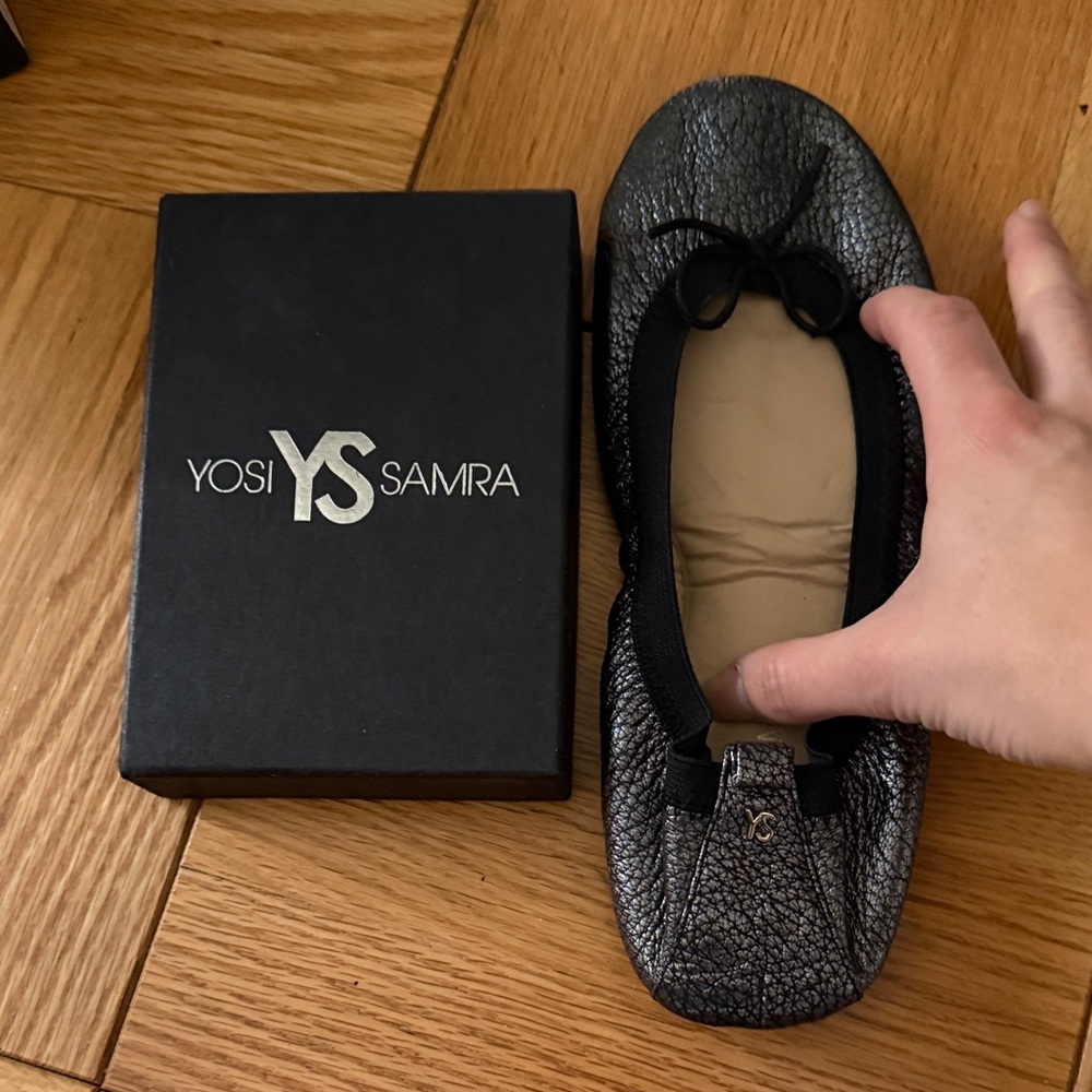Yosi Samra Women's Textured Gray Ballet Flats